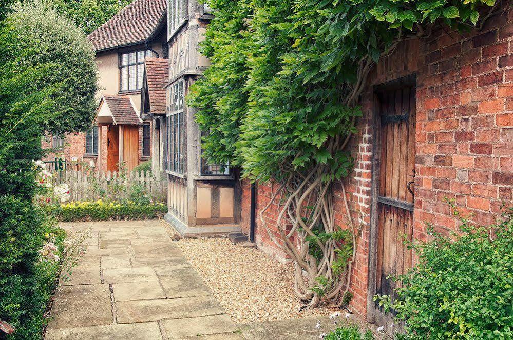 Church Farm Barns Hotel Stratford-upon-Avon Exterior photo